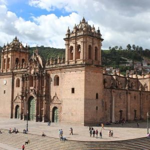 Read more about the article City Tour Cusco Half Day Group Service